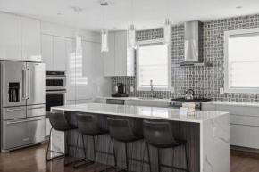 Luxury 4BR home 7 mins to US Capital, Rooftop deck, in Washington Free Parking